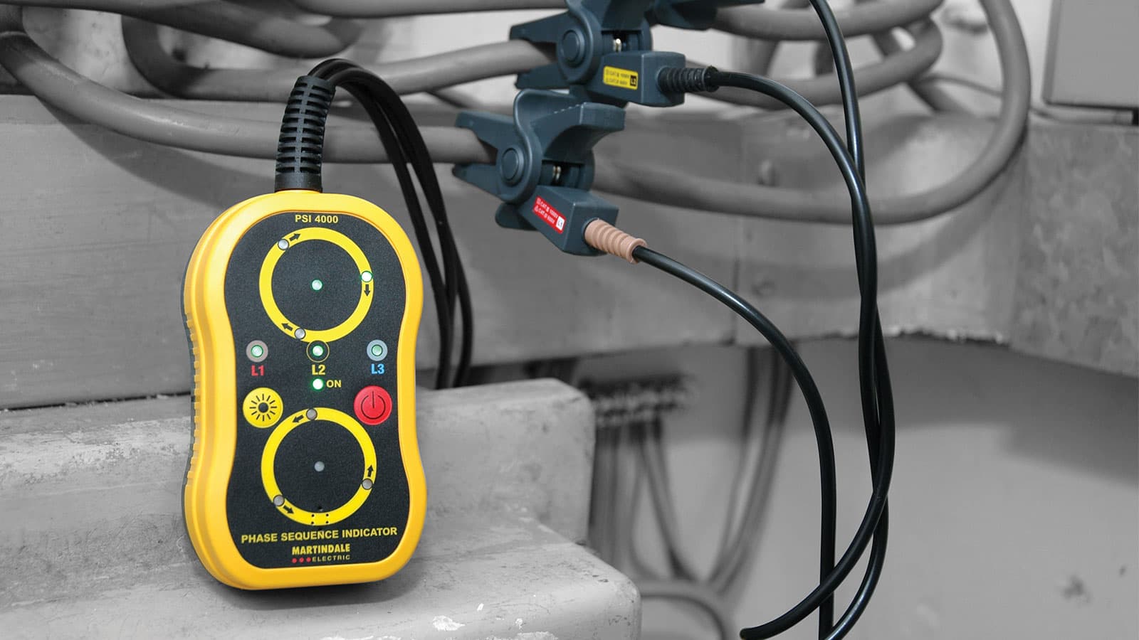 Wie die Prüfung ortsfester elektrischer Anlagen Produktionsausfälle verhindert